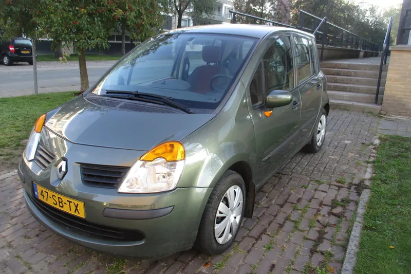 Renault Modus (2005)