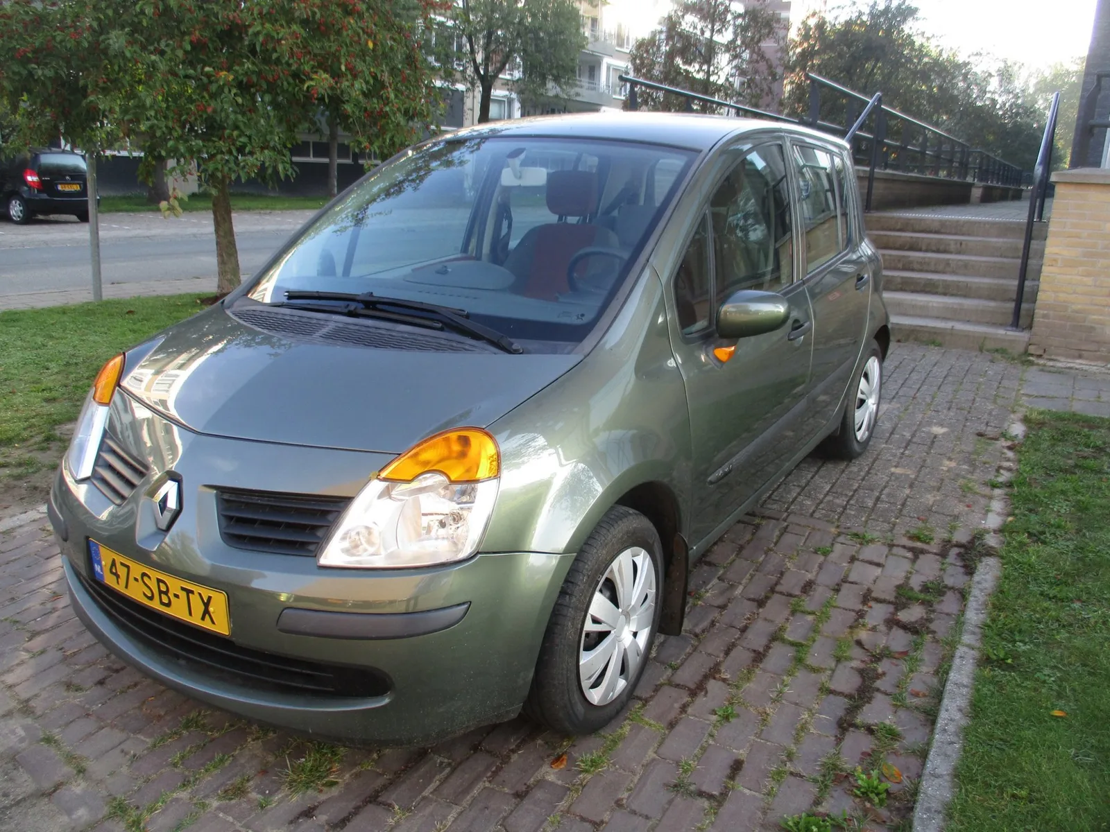 Renault Modus (2005) — foto 1