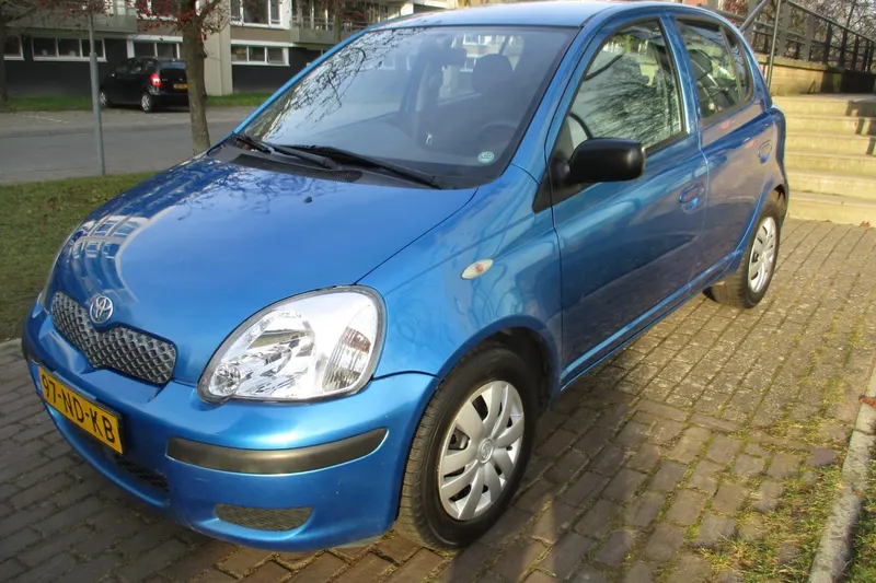 Toyota Yaris (2003)