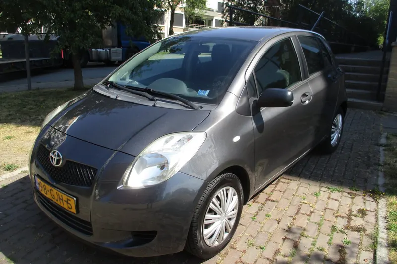 Toyota Yaris (2008)