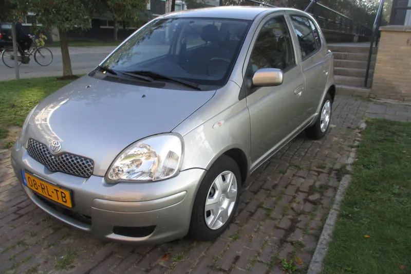 Toyota Yaris (2005)