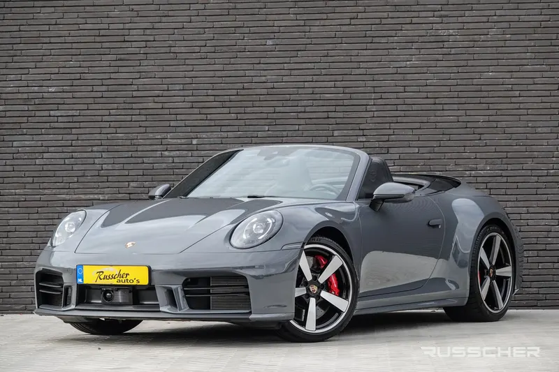 Porsche 911 (2025)