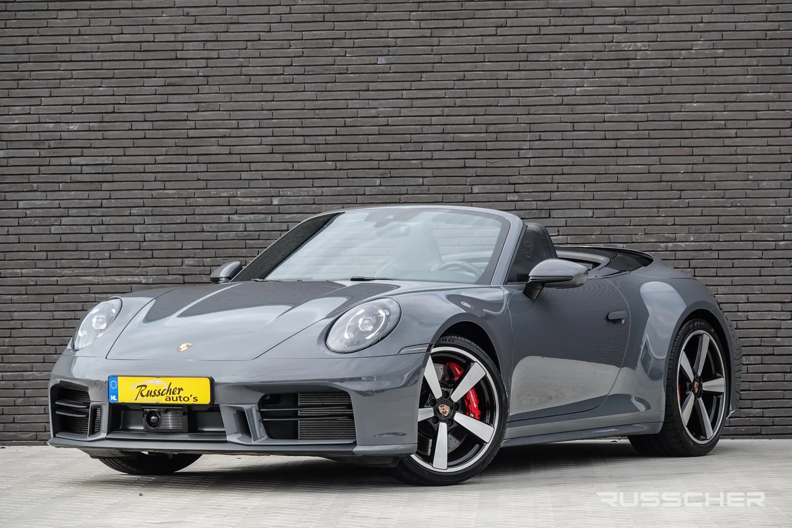 Porsche 911 (2025) — foto 1