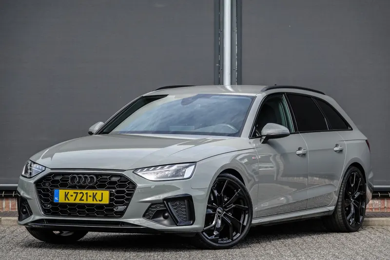 A4 Avant (2021)