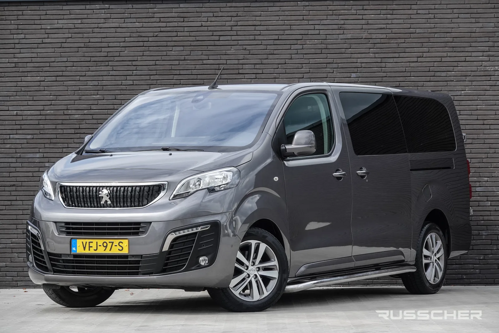 Peugeot Expert (2020) — foto 1