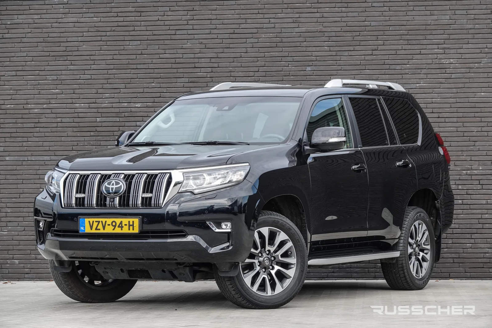 Toyota Land Cruiser (2023) — foto 1