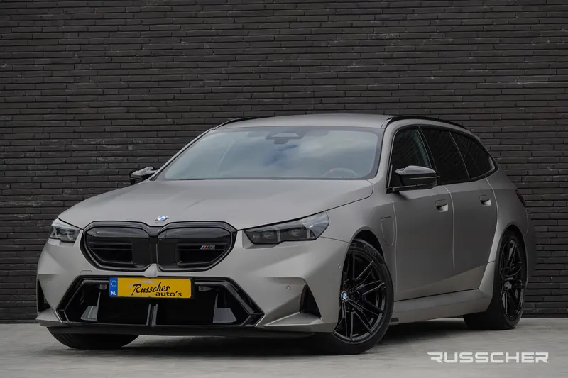 BMW M5 (2025)