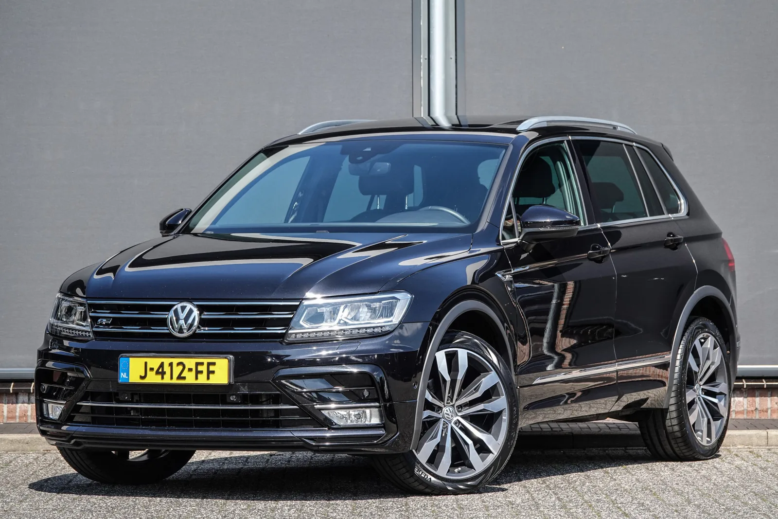 Volkswagen Tiguan (2017) — foto 1