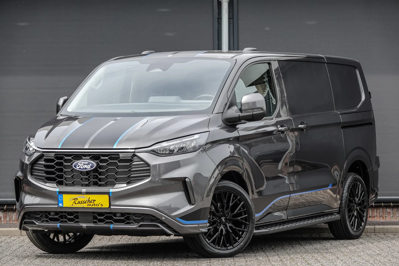 Ford Transit (2024) — foto 1