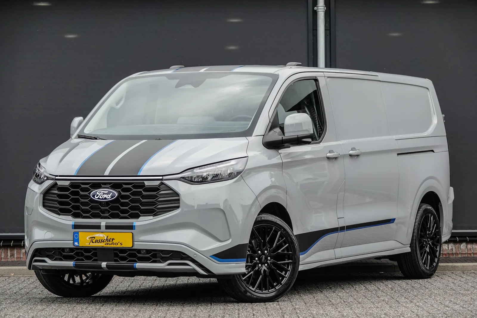 Ford Transit (2025) — foto 1