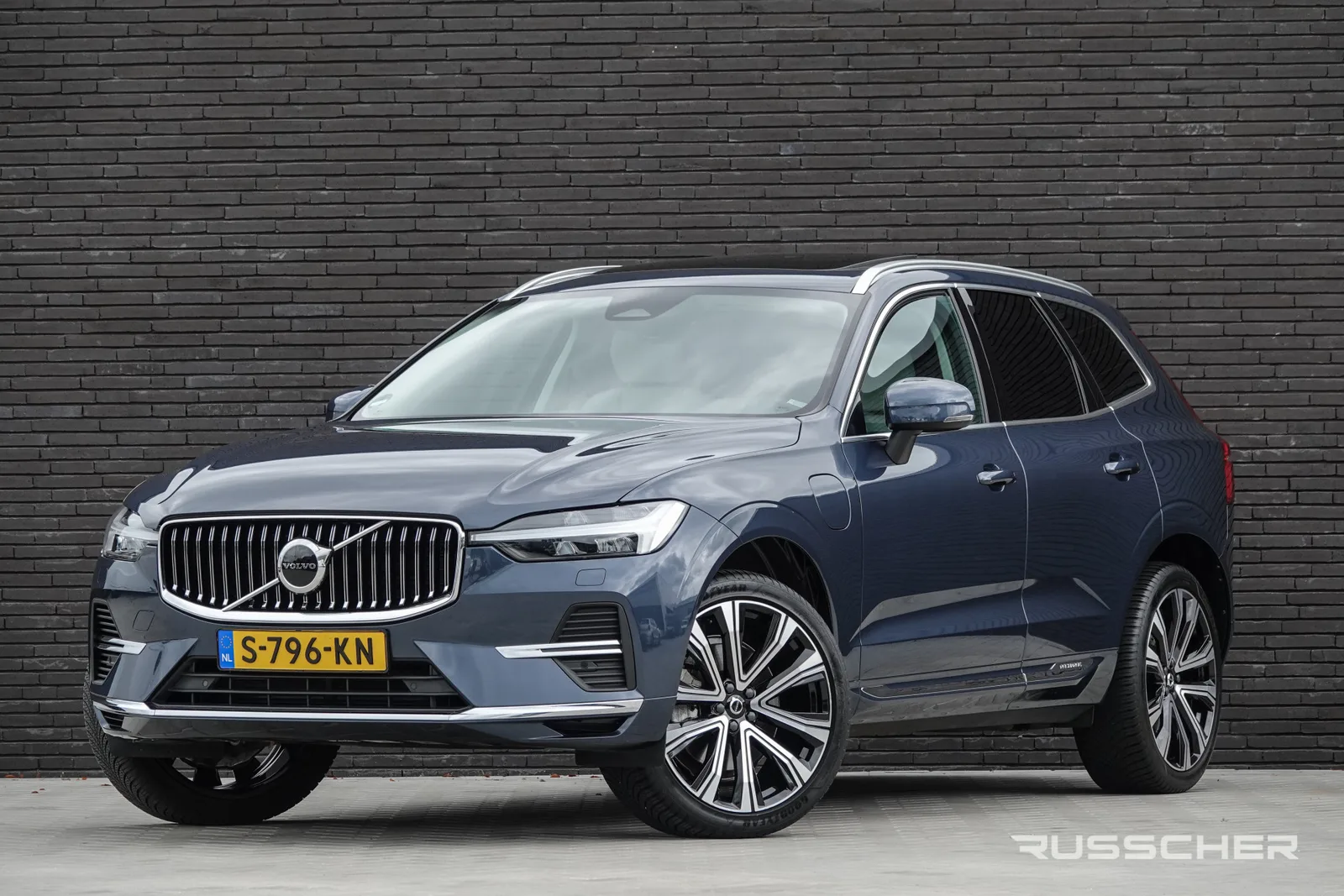 Volvo XC60 (2022) — foto 1