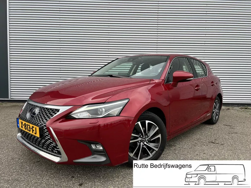 Lexus CT (2019) — foto 1
