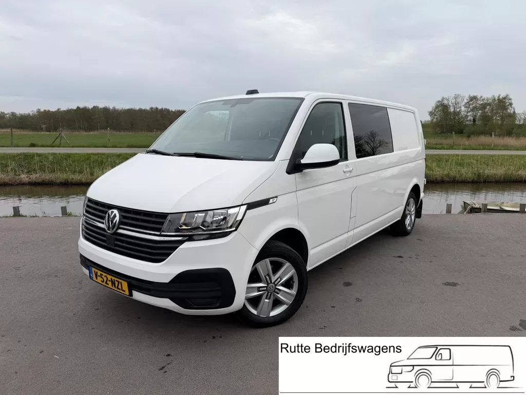 Volkswagen Transporter (2022) — foto 1