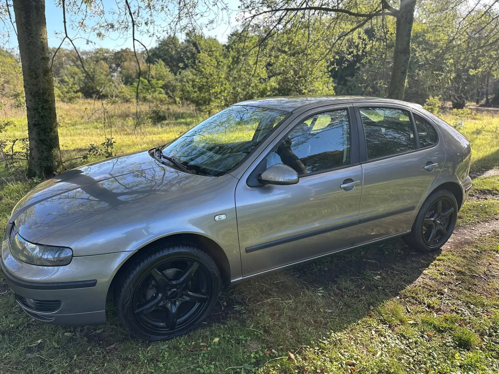 SEAT Leon (2004) — foto 1