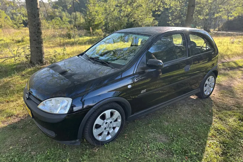 Opel Corsa (2000)