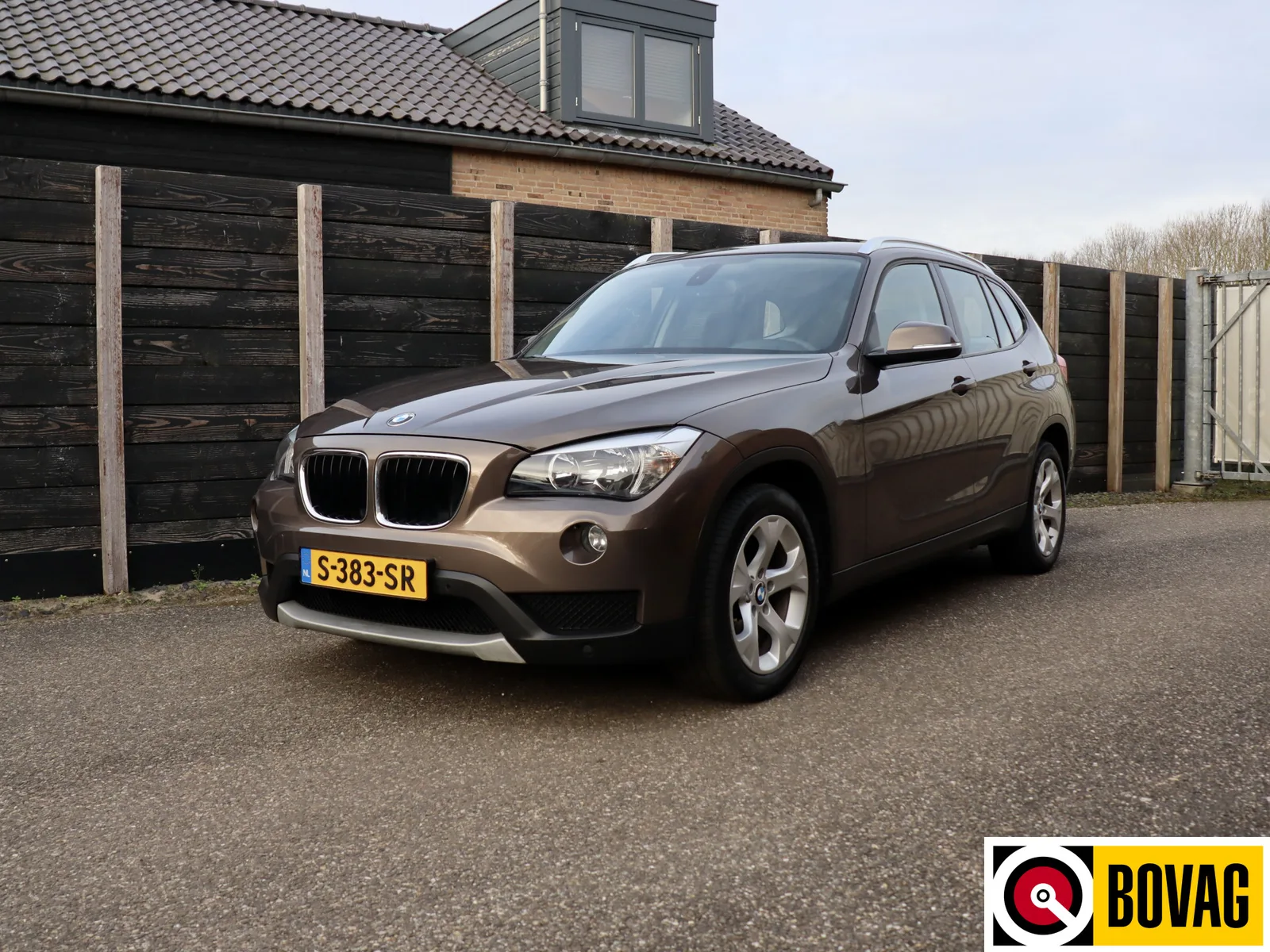 BMW X1 (2013) — foto 1