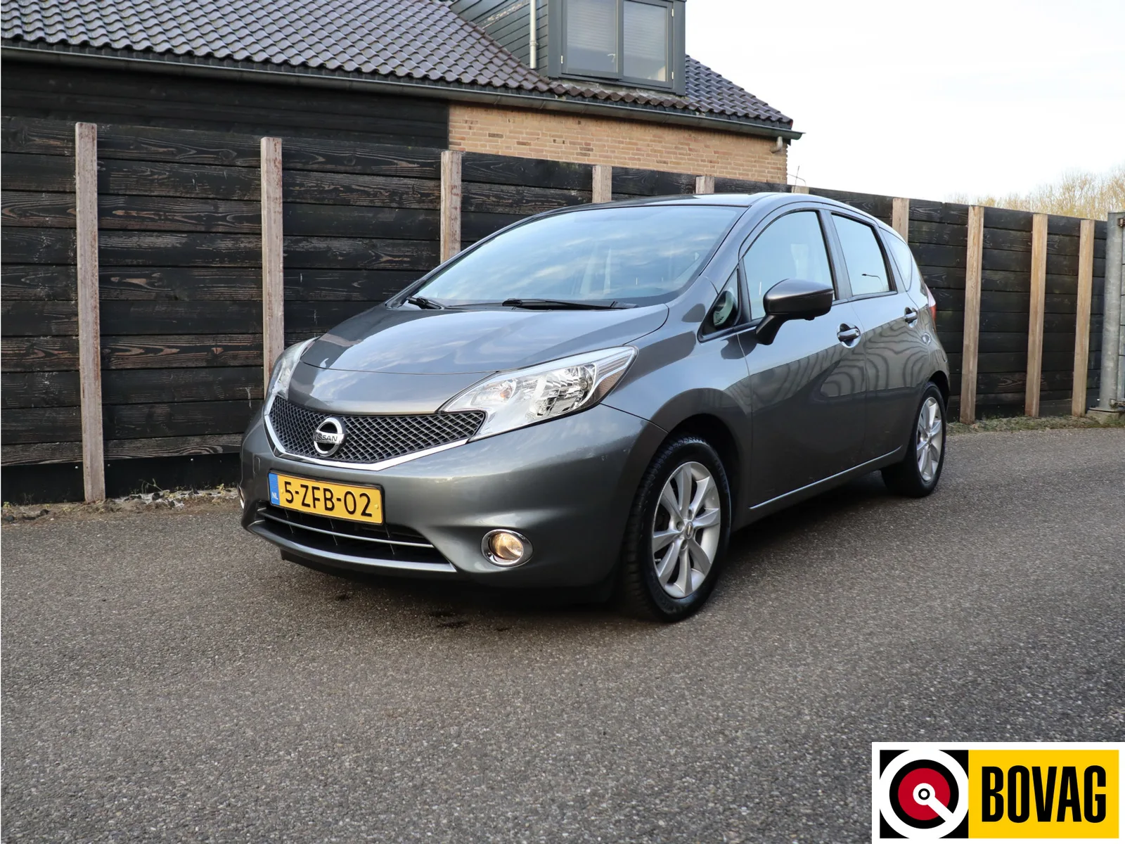 Nissan Note (2014) — foto 1