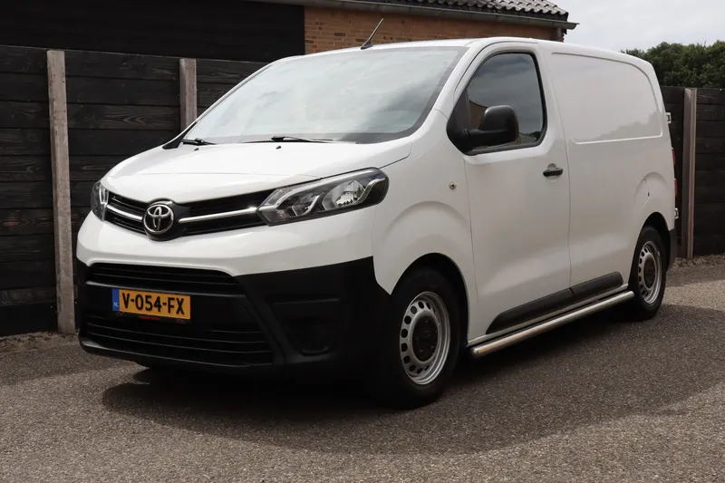 Toyota Proace (2017)