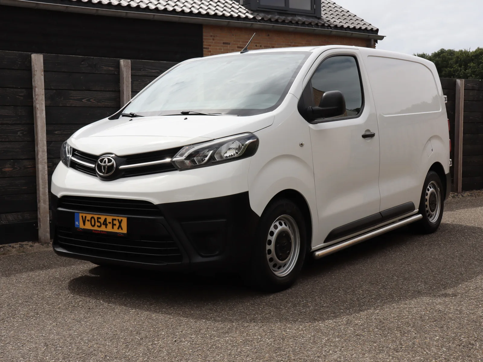 Toyota Proace (2017) — foto 1