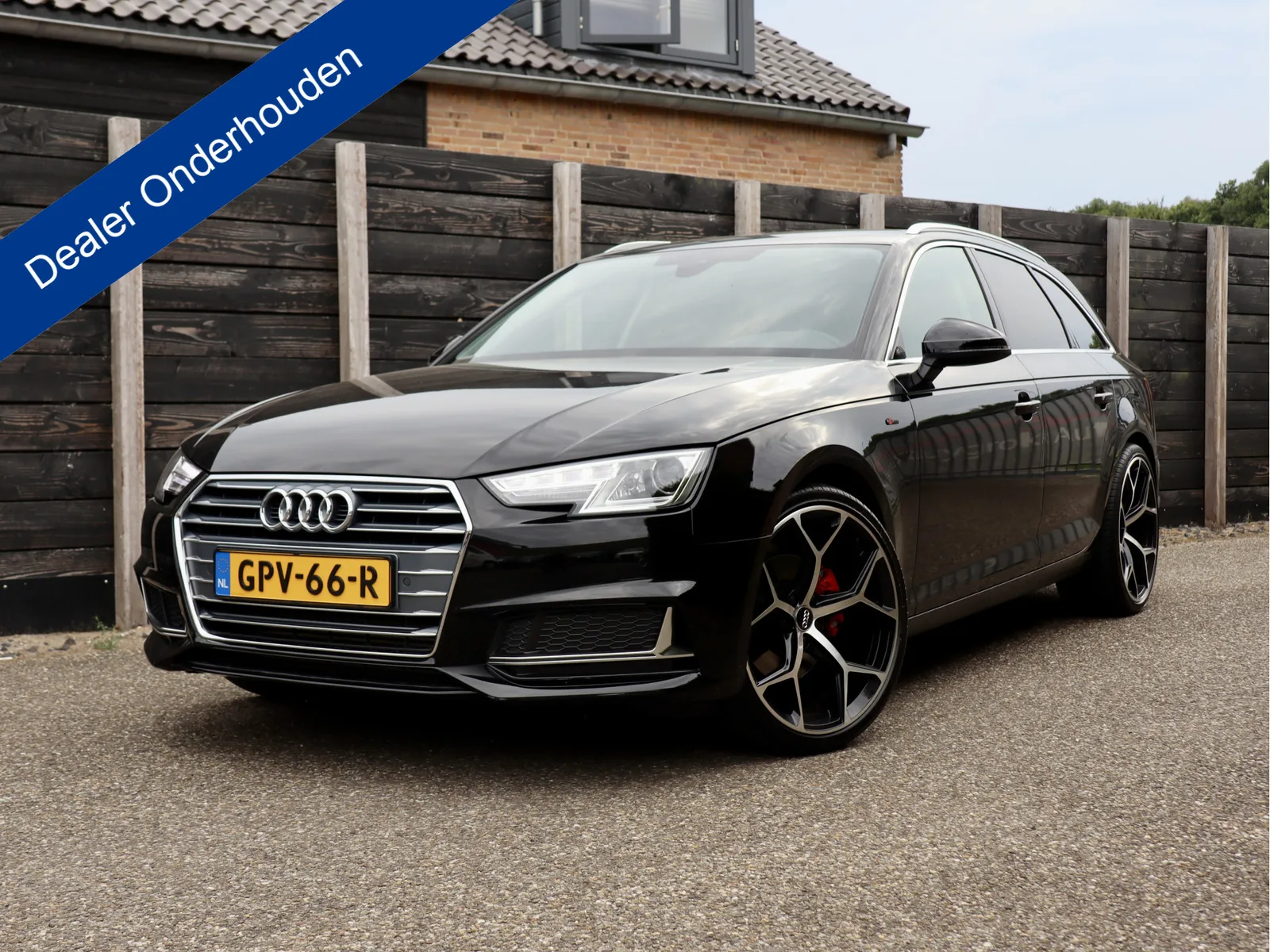 Audi A4 (2019) — foto 1