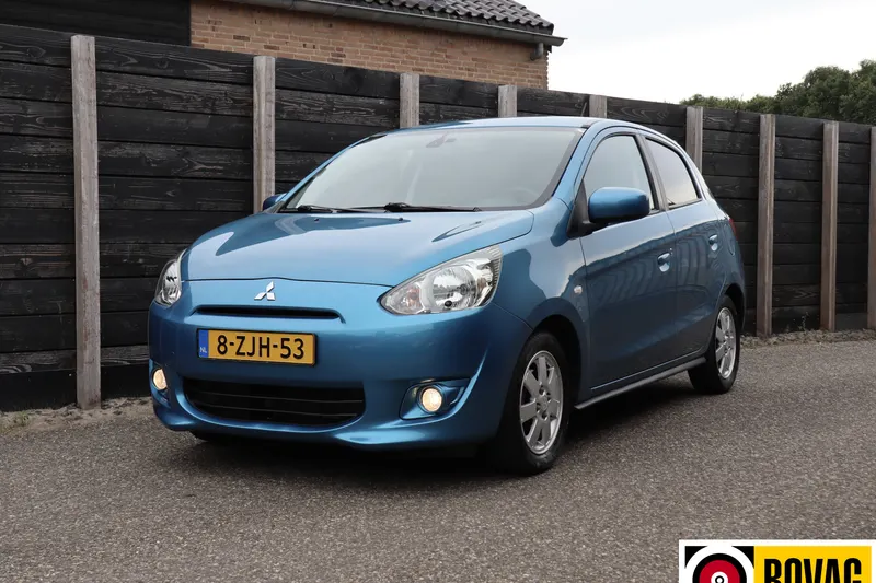 Mitsubishi Space Star (2015)