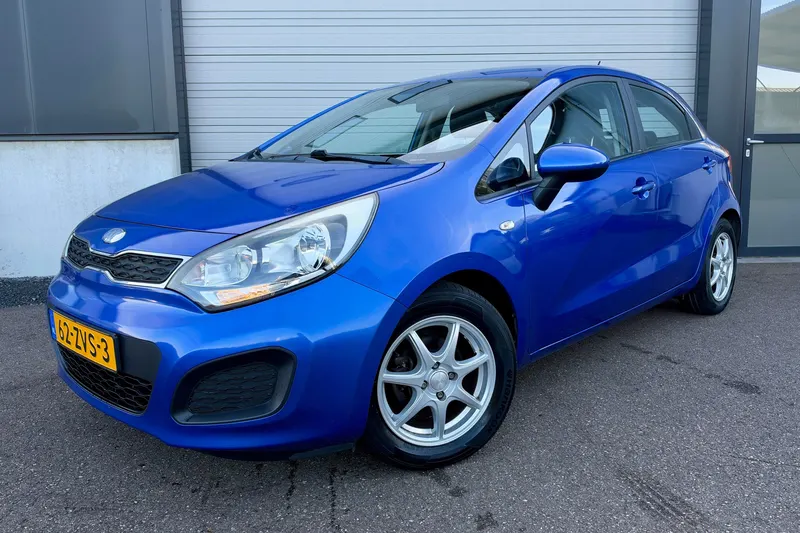 Kia Rio (2013)