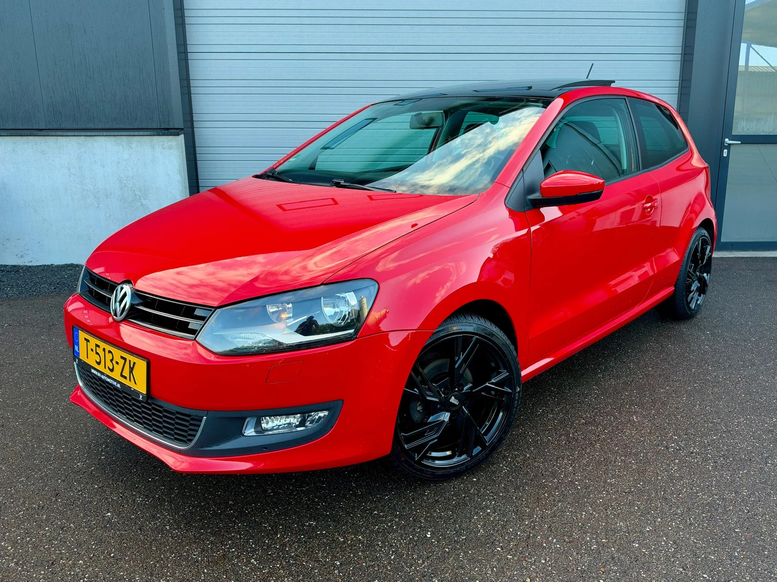 Volkswagen Polo (2013) — foto 1