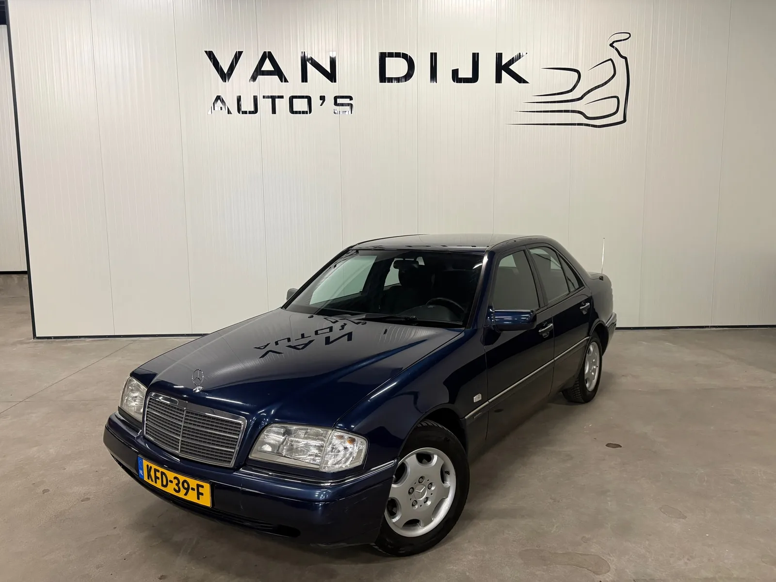 Mercedes-Benz C-Klasse (1996) — foto 1