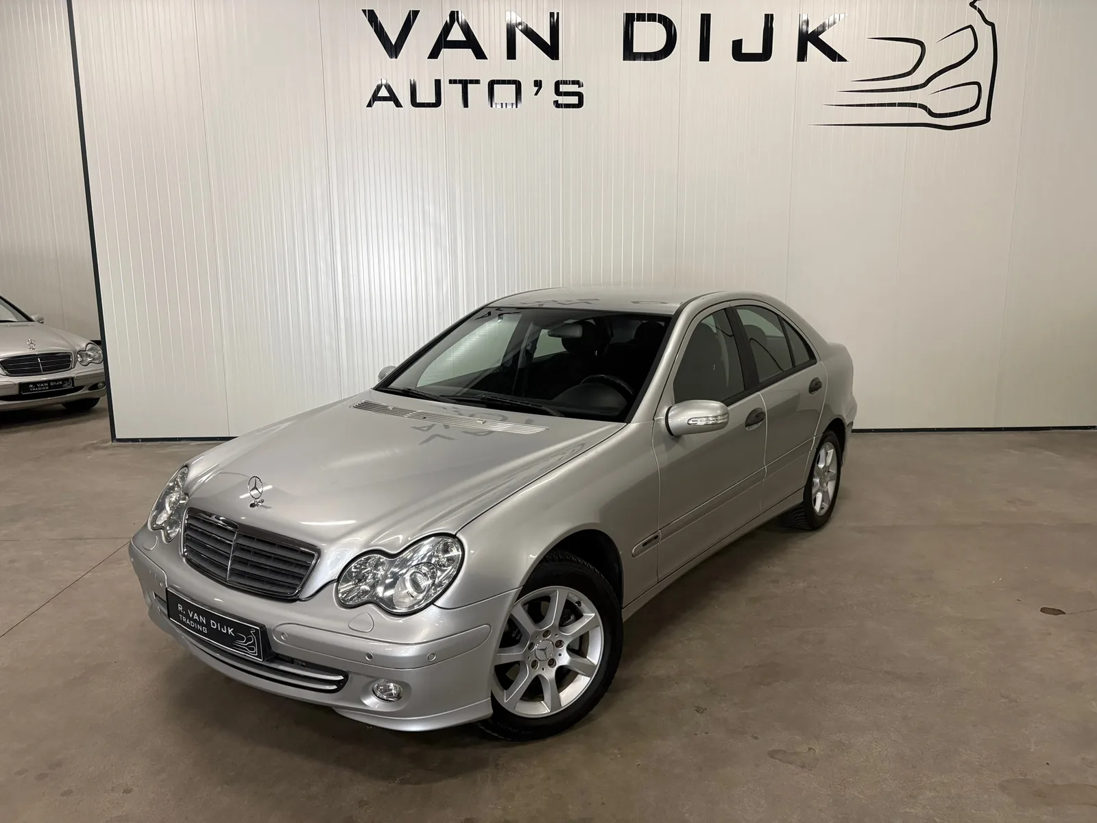 Mercedes-Benz C-Klasse (2004) — foto 1
