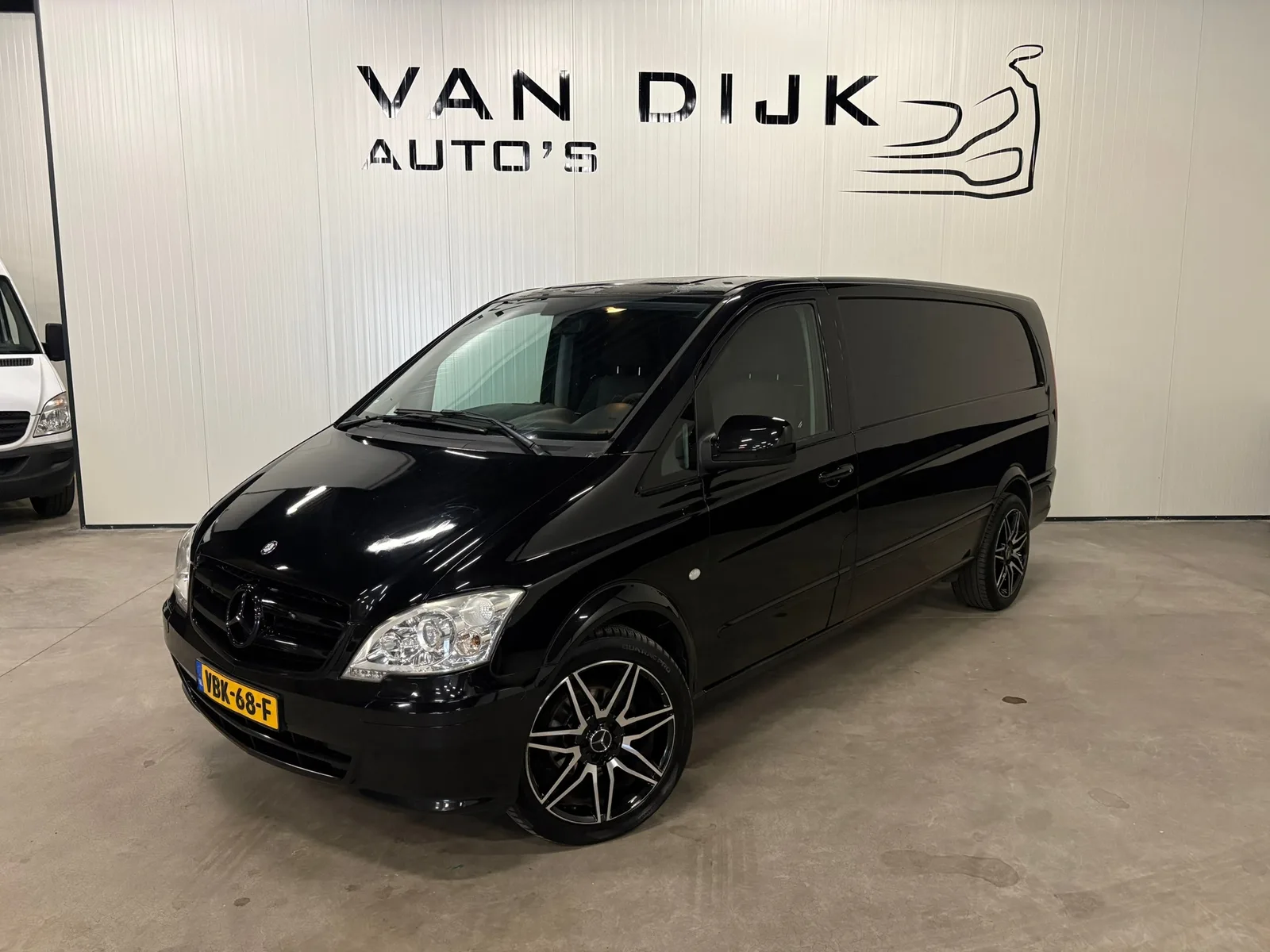 Mercedes-Benz Vito (2011) — foto 1