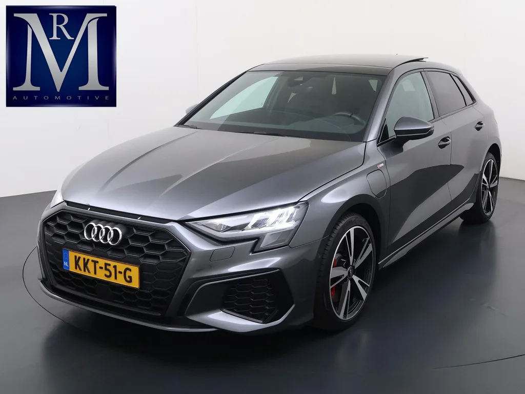 Audi A3 (2022) — foto 1