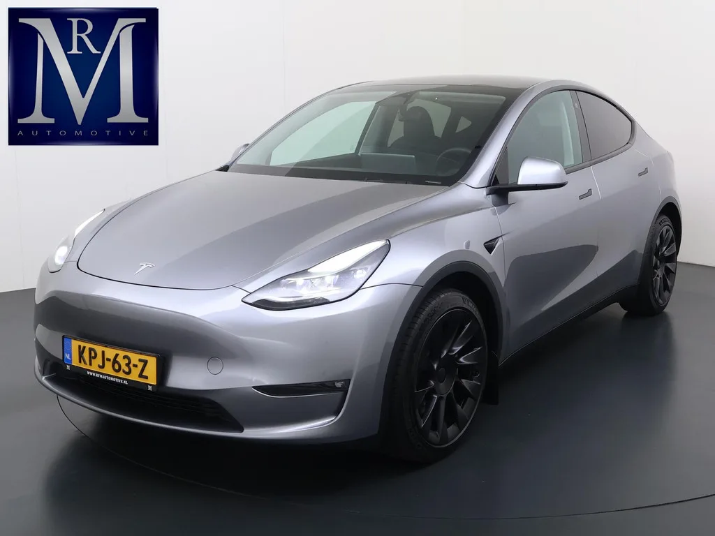 Tesla Model Y (2024) — foto 1