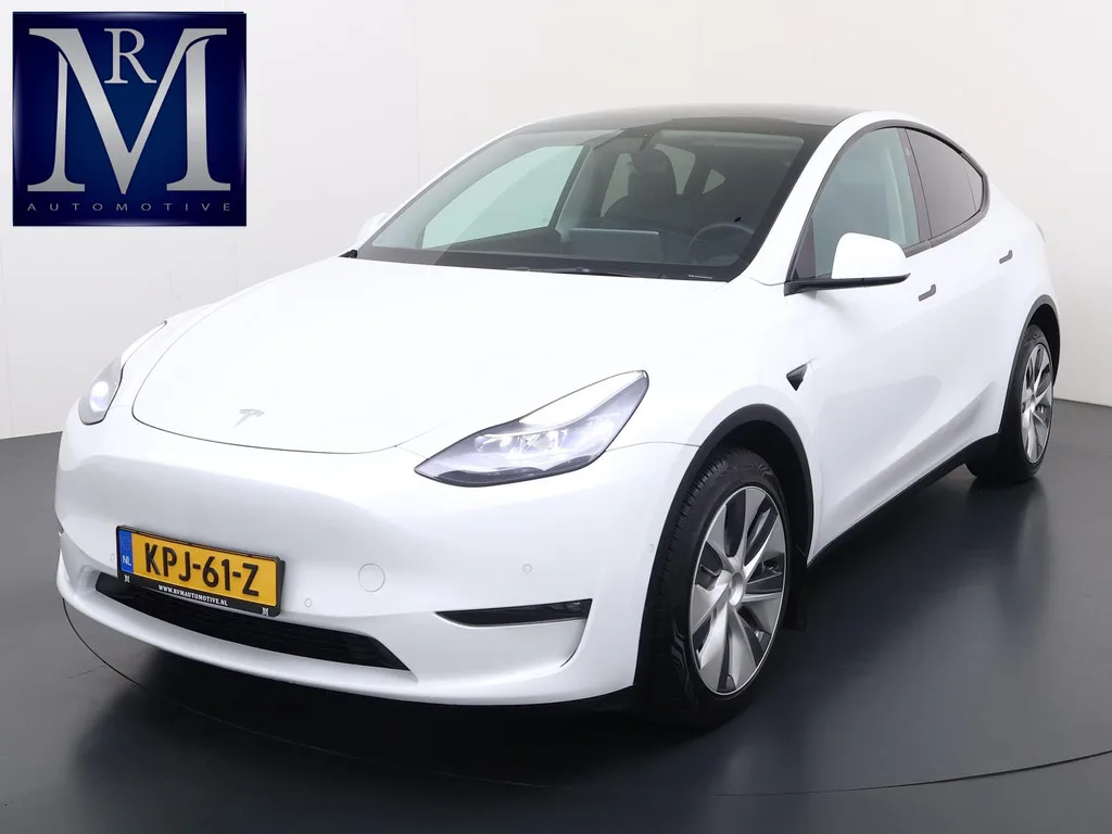 Tesla Model Y (2022) — foto 1