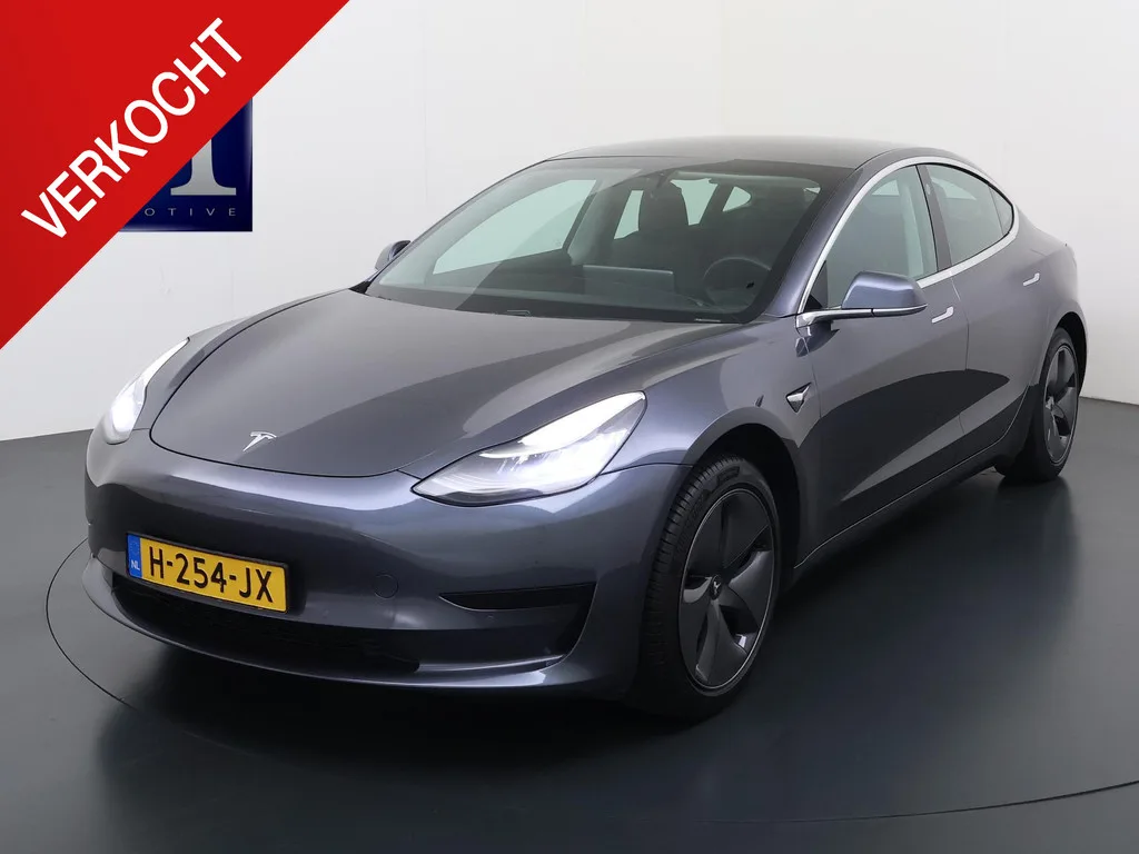 Tesla Model 3 (2020) — foto 1
