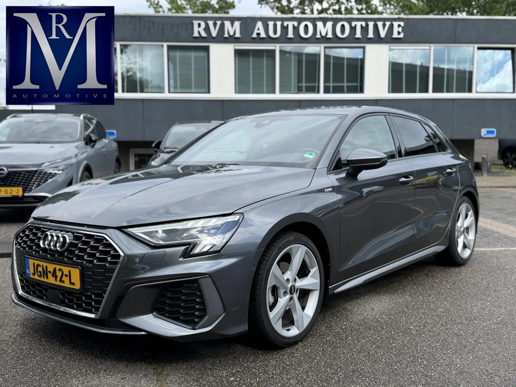 Audi A3 (2024) — foto 1