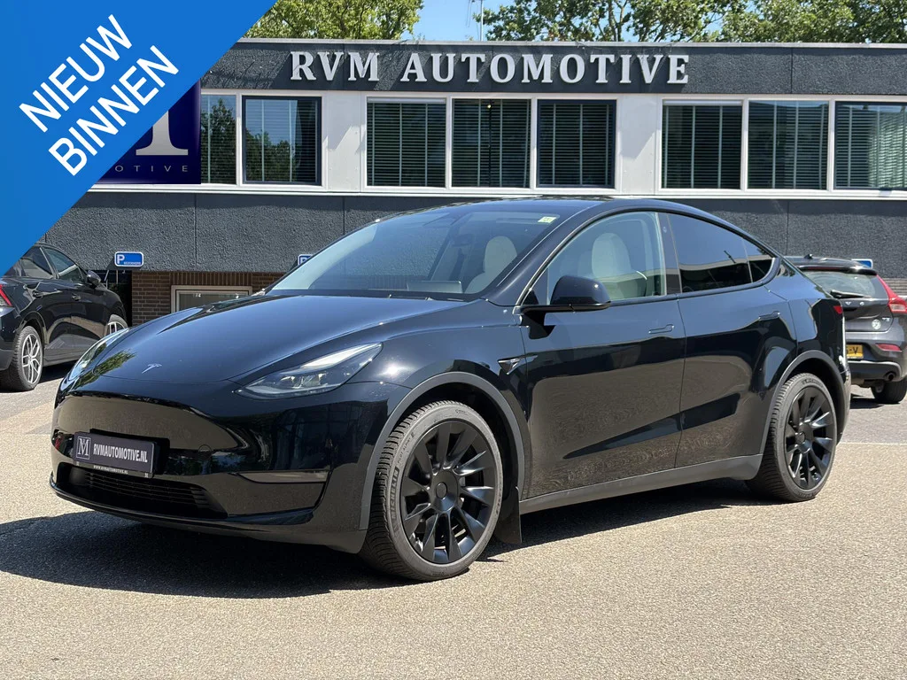 Tesla Model Y (2024) — foto 1