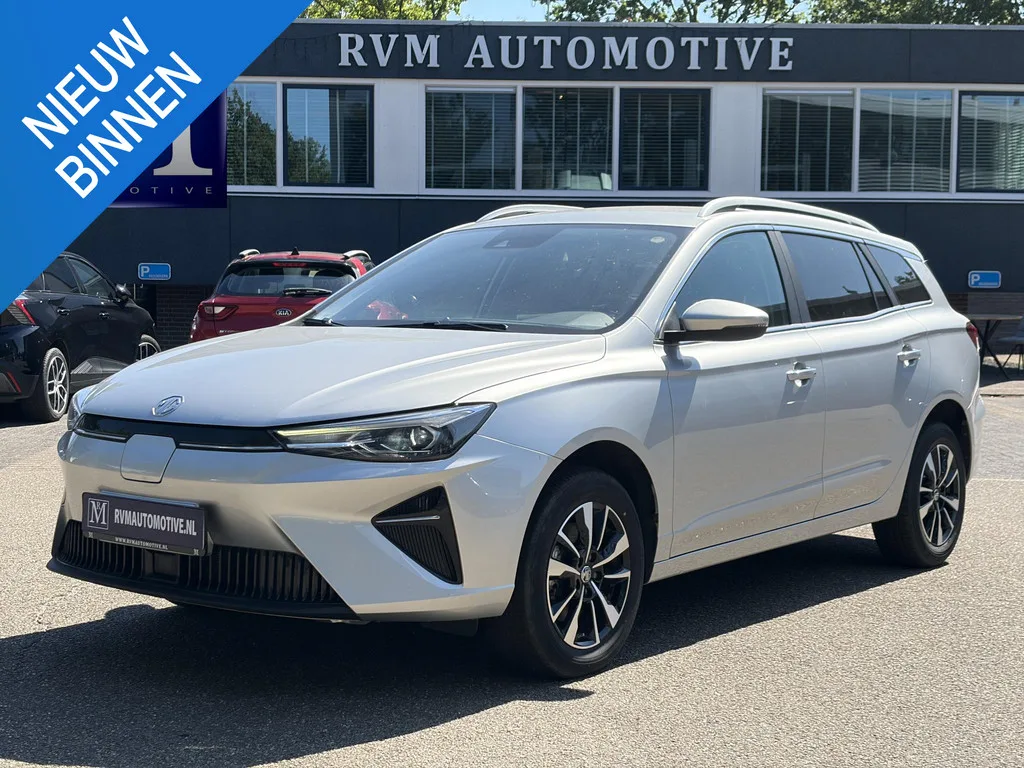 MG MG5 (2023) — foto 1