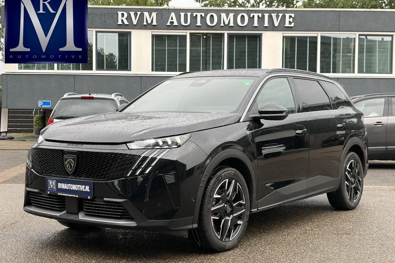 Peugeot 5008 (2025)
