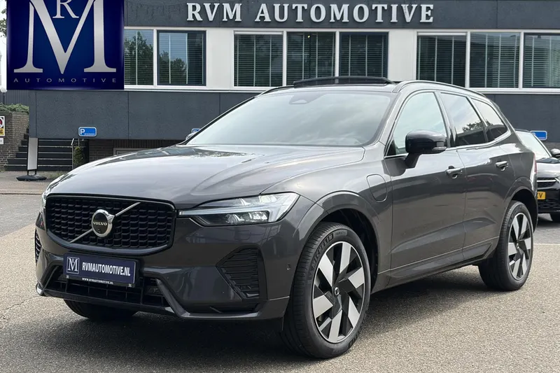 Volvo XC60 (2025)