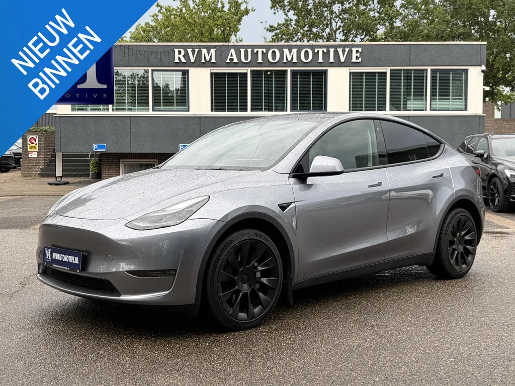 Tesla Model Y (2023) — foto 1