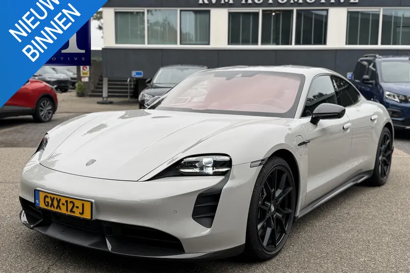 Porsche Taycan (2022)
