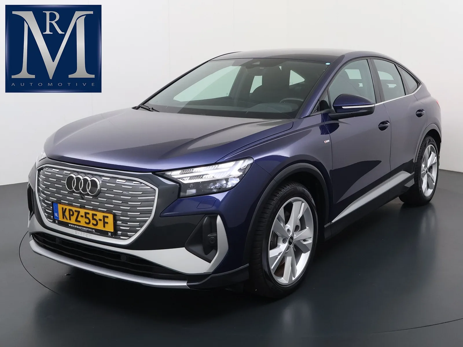 Audi Q4 e-tron (2024) — foto 1