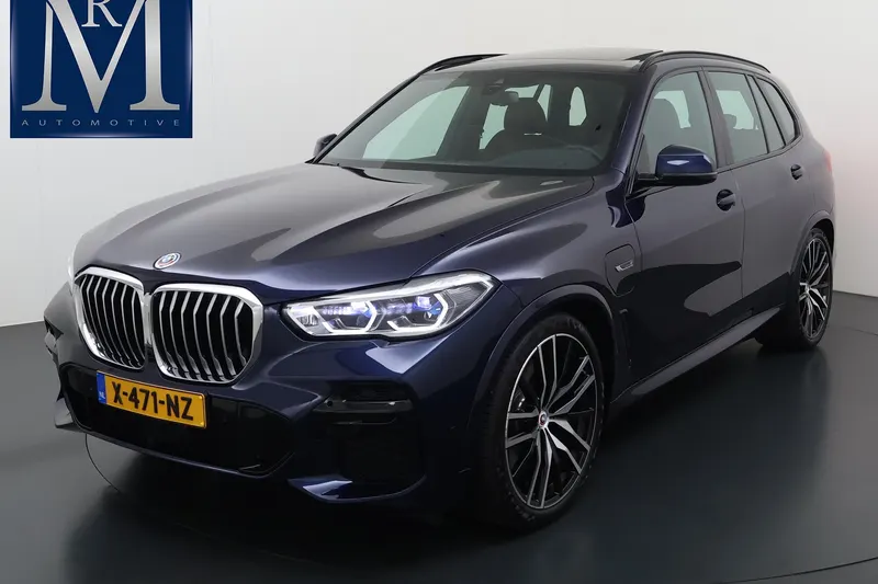 BMW X5 (2022)