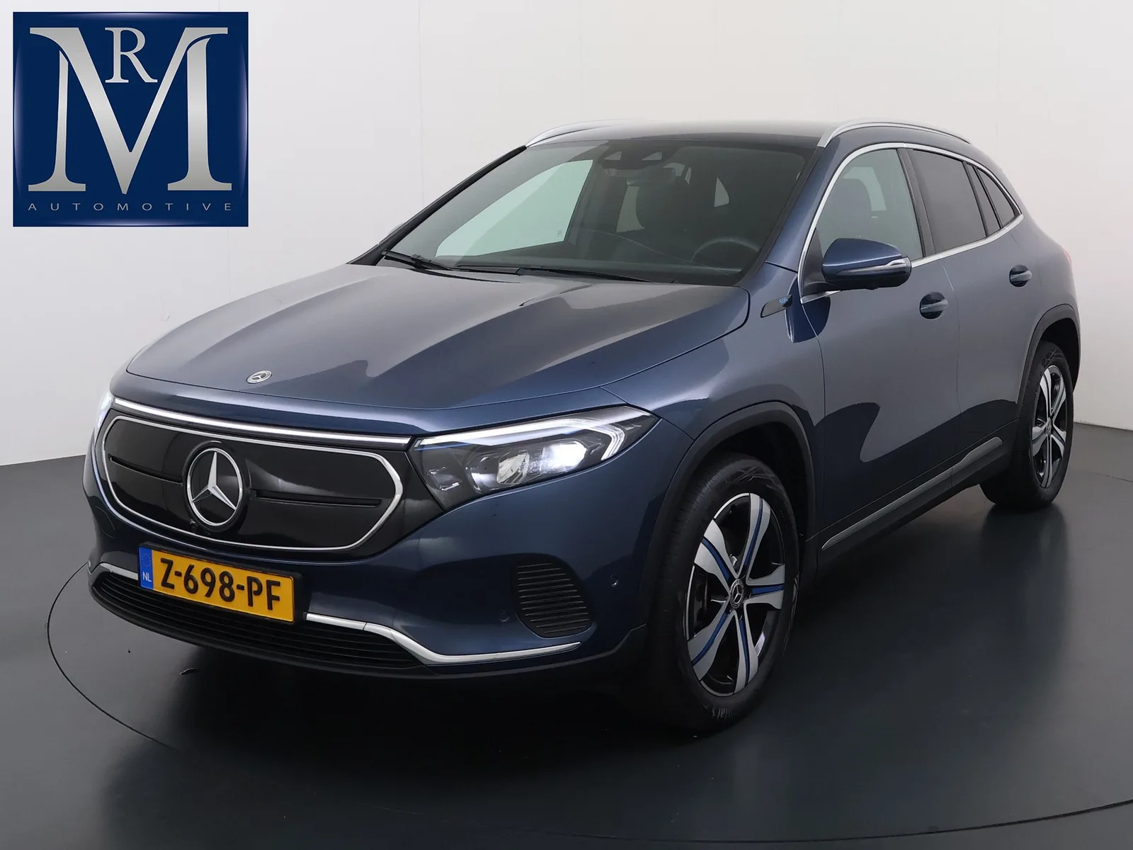 Mercedes-Benz EQA (2022) — foto 1