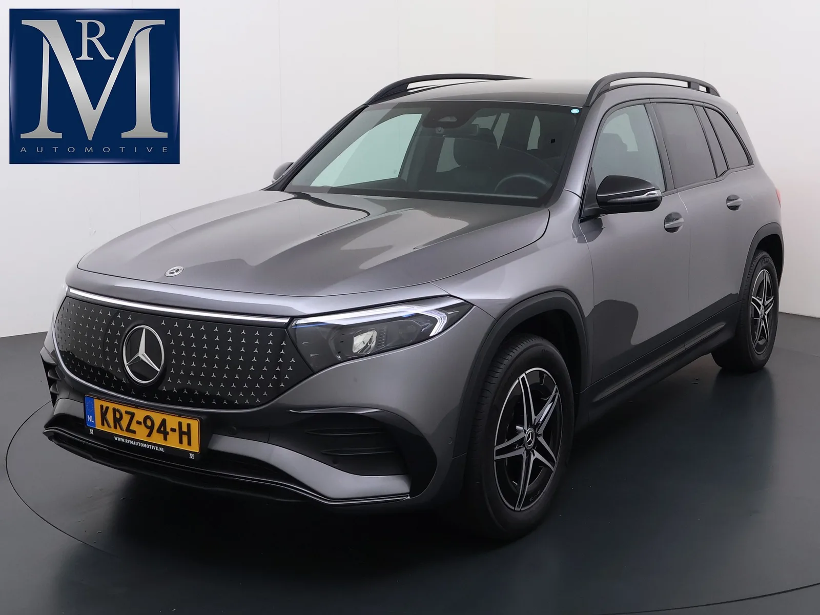 Mercedes-Benz EQB (2025) — foto 1