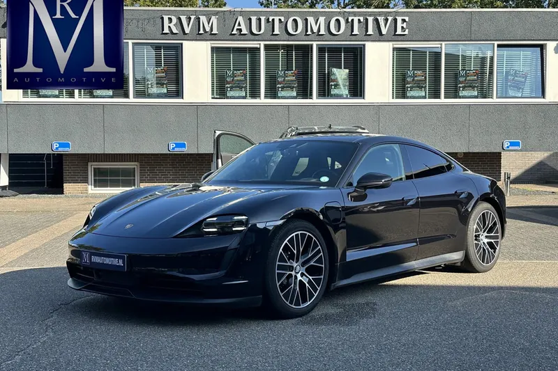 Porsche Taycan (2021)