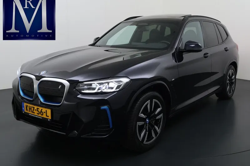 BMW iX3 (2023)