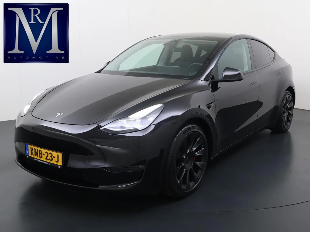 Tesla Model Y (2031) — foto 1