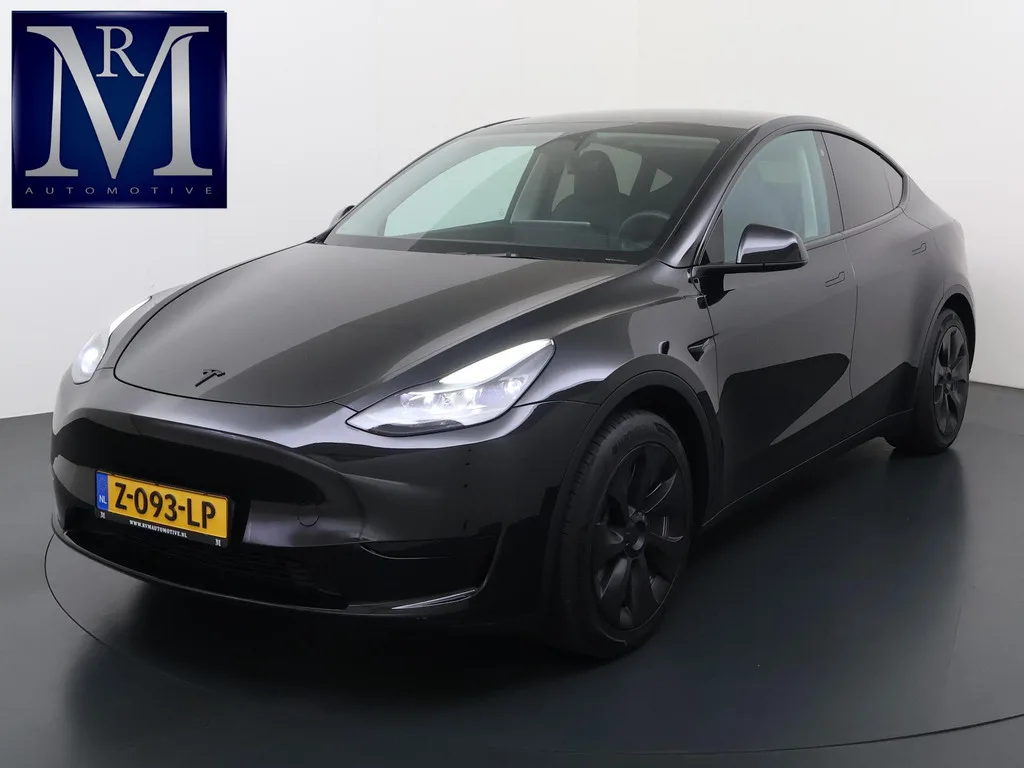Tesla Model Y (2023) — foto 1