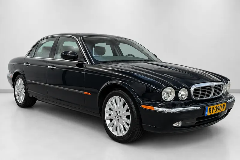 Jaguar XJ (2003)